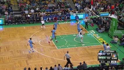 Blake Griffin gets quite the athletic block in mid-air