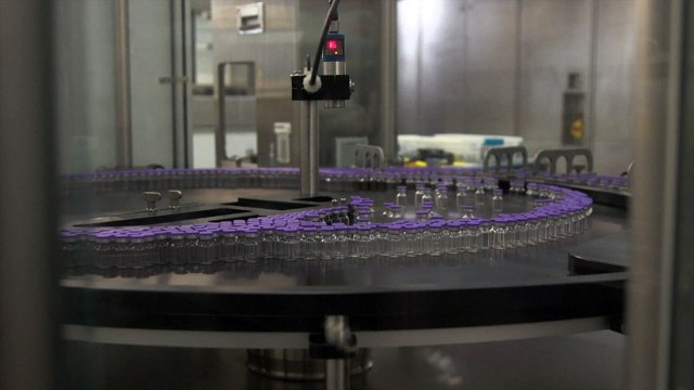 Europa aprova vacinas contra variante ômicron