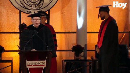Stephen Curry se gradúa en Universidad de Davidson