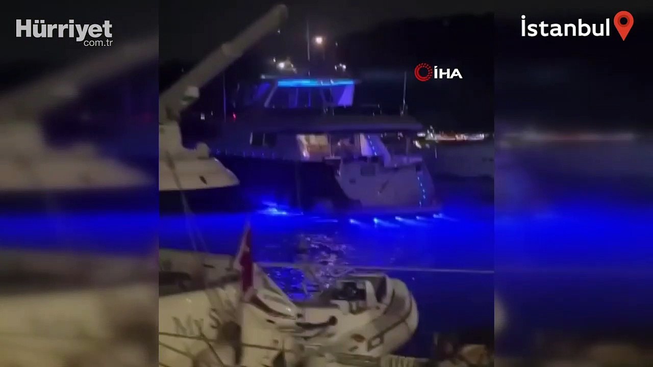 Bebek'te kargo gemisi karaya oturdu