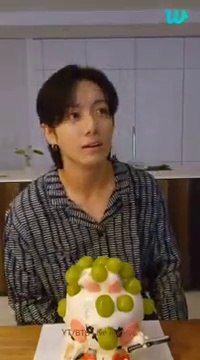 Jungkook Weverse Live [Eng/Indo Sub] | BTS JK Birthday Live [Part 1 Live Weverse] 220901 Birthday