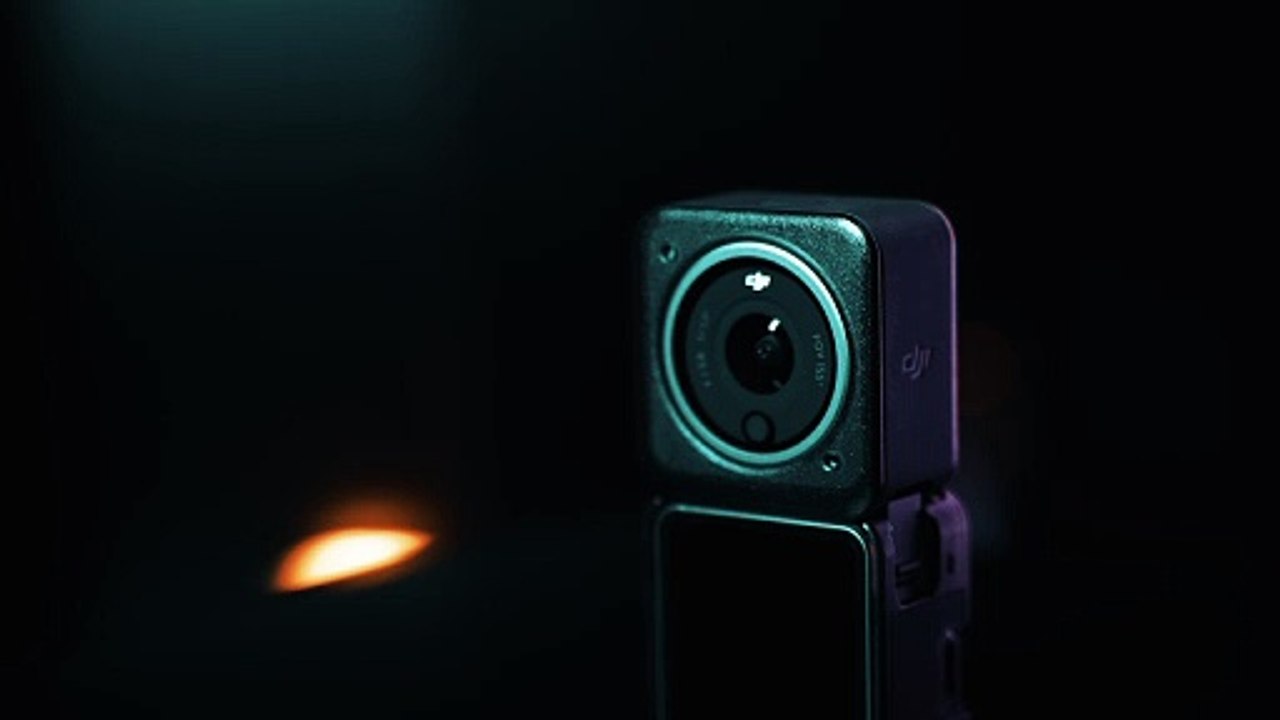 CAMERA