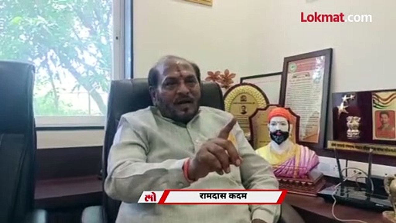 बाळासाहेबांचा मुलगा म्हणून किती वर्ष ब्लॅकमेल करणार