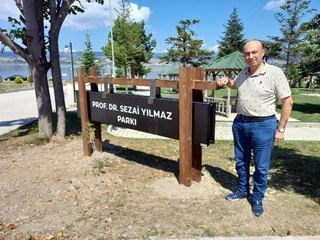 Belediye başkanı karaciğer naklini yapan doktorun adını parka verdi! İYİ Parti'den tepki gecikmedi