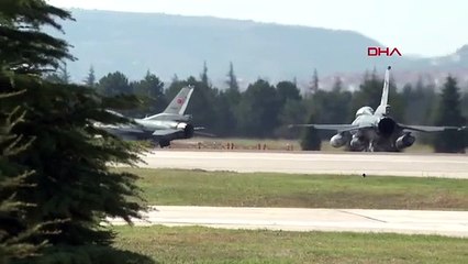 Bakan Akar'dan Ege semalarında gövde gösterisi! F-16 ile uçtu