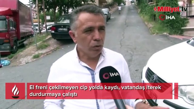 Ümraniye'de el freni çekilmeyen cip yolda kaydı