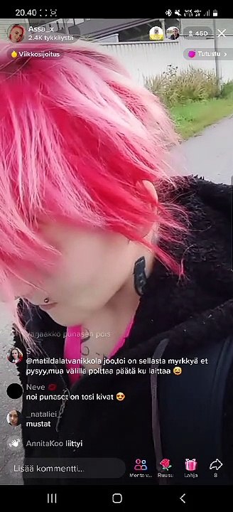 Live 230822