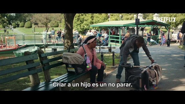 Un papa hors pair Bande-annonce (ES)