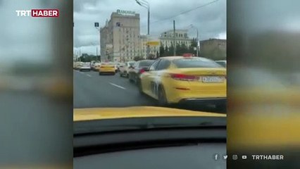 Rusya'da taksi uygulaması hacklendi: Yüzlerce taksi aynı yere gönderildi