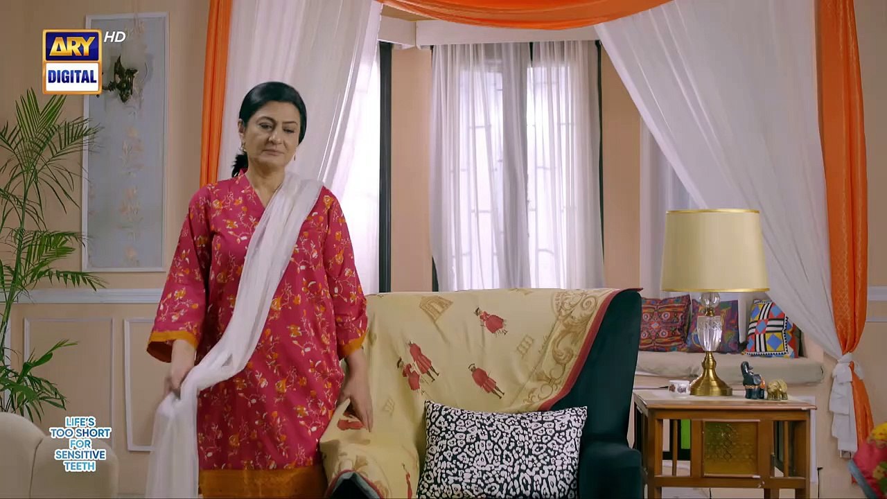Taayi Jan   BEST MOMENT #MereHumSafar