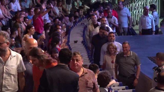 Hatay haberleri | Hatay'dan Barış Mesajları Yükseldi. Savaş: Bugün Milat Olsun. Anamıza, Kardeşimize, Sevgilimize Sarıldığımız Gibi Sarılma Günümüz Olsun