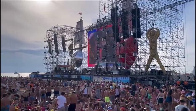 Jova Beach Party 2022 Viareggio: comincia la festa in musica