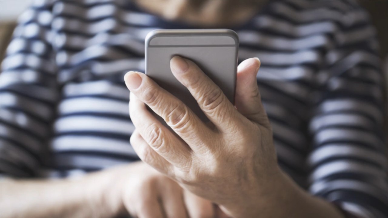 100-jährige Frau trickst Telefonbetrüger aus