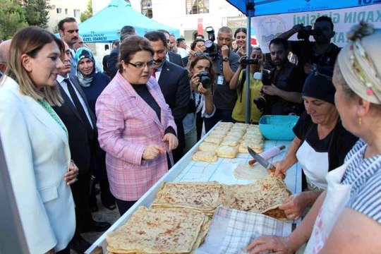 Bakan Yanık: Kadınların kooperatifçilik yoluyla güçlendirilmesini çok önemsiyoruz