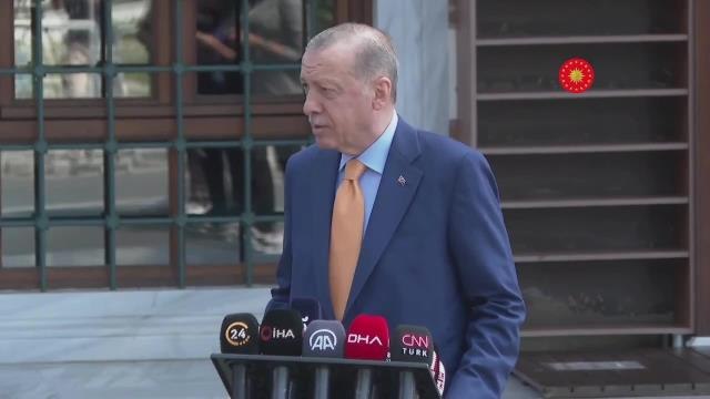 Son dakika haberi! Cumhurbaşkanı Erdoğan'dan Ahmet Şık'a: Bu Zat Teröristin Tekidir. Dokunulmazlığı Kalktıktan Sonra Ceza Davaları Arkasından Gelecektir
