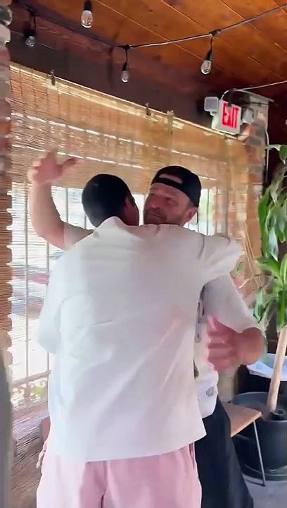 Justin Timberlake además de cantar en español, baila bachata