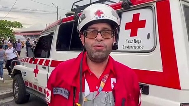 ext-Dos personas heridas luego de que tren arrastrara carro por 20 metros -020922