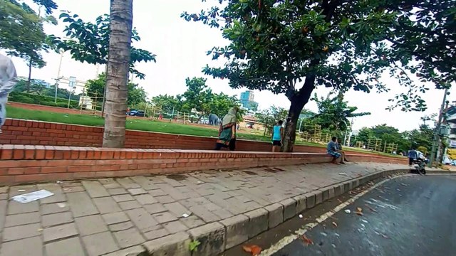 Dhaka city travel by cycle ride in Bangladesh