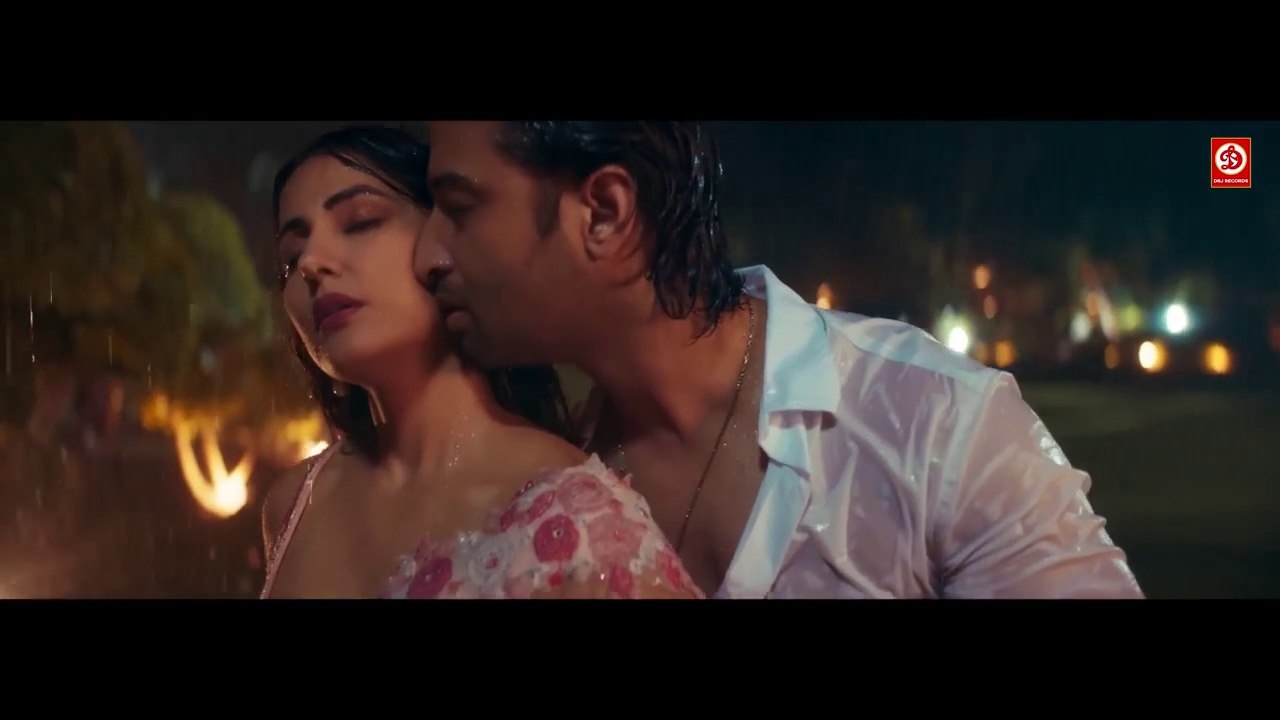 Hina khan hot scene outlet