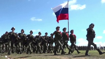 لماذا وضعت واشنطن استراتيجية جديدة لتزويد حلفائها بالأسلحة؟