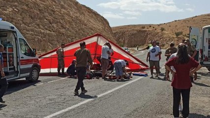 Son dakika haberi... BATMAN'DA YAMAÇ PARAŞÜTÜ KAZASI: 2 ÖLÜ