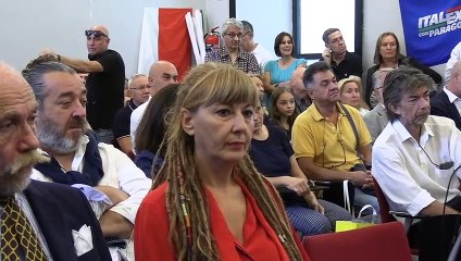 Paragone presenta Italexit e attacca Mattarella: "Sarebbe elegante dimettersi dopo il voto"