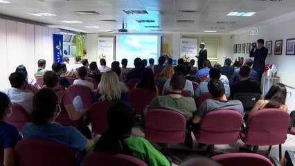 Hacettepe Üniversitesinde kafatası ve yüz kemiği kırıklıkları kursu