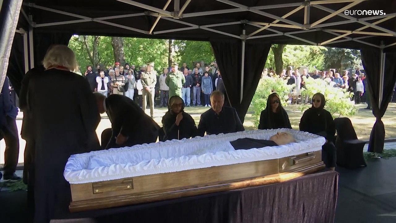 Tausende menschen bei trauerfeier gorbatschows – aber nicht putin