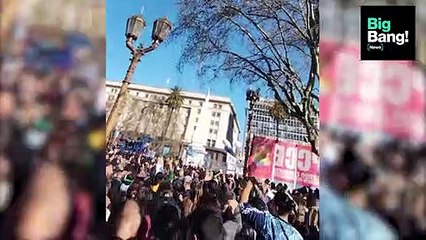 Cómo se vivió la marcha por la democracia en Plaza de Mayo, por dentro