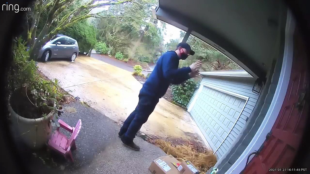 Ozzy Man Reviews Porch Pirates