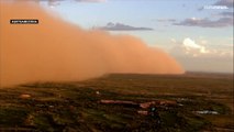 شاهد: عاصفة ترابية كثيفة تضرب مدينة تشاندلر في ولاية أريزونا الأمريكية