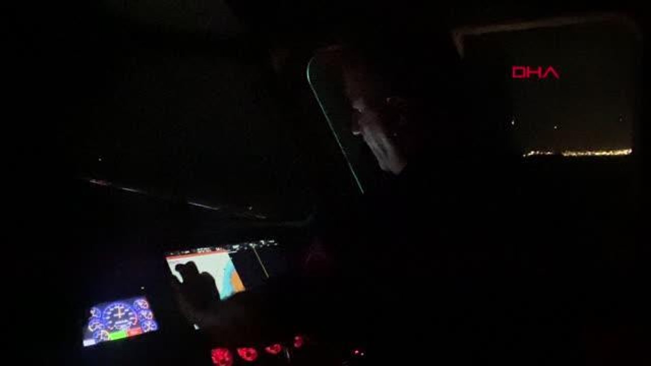 İSTANBUL-MARMARA DENİZİ'NDE AVLANAN BALIKÇILAR DENETLENDİ