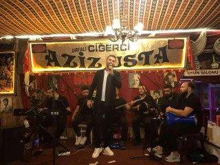 Şarkıcı Hüseyin Tatlı: "Abim, 'İmparator' olma özelliğini akşam sahneye çıkarak gösterdi"