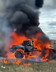 فيديو مروّع .. احتراق سيارة بطل الراليات السعودي يزيد الراجحي