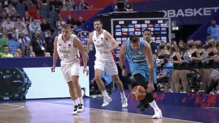 Gr. B - La Slovénie domine largement la Hongrie