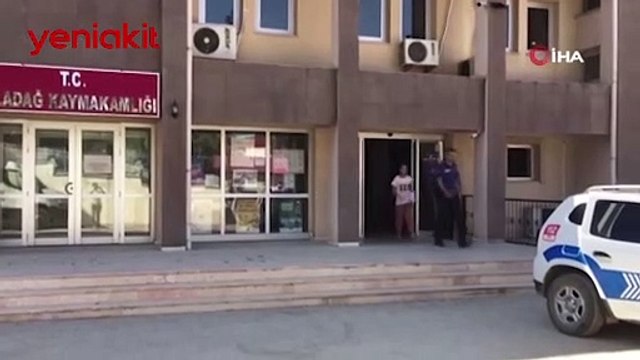 Bursluluk sınavına kimliğini unutup geldi! İmdadına polisler yetişti..