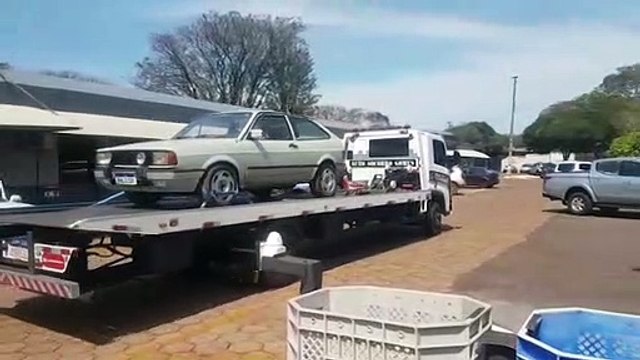 Veículo furtado em Corbélia é localizado em estrada rural em Cascavel