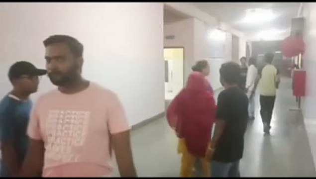 attackedयुवक पर हमला, युवक गणेश विजर्सन को जा रही भीड़ में घुसा, महिला व युवतियों को भी चोटें