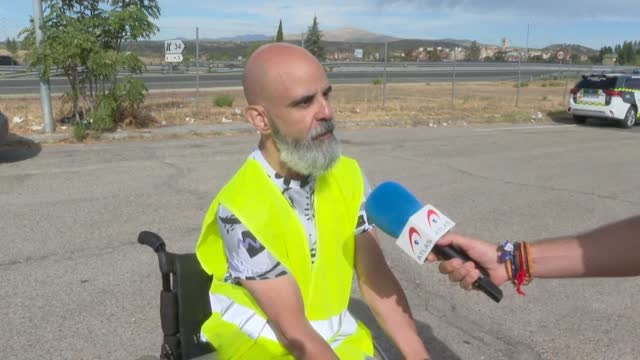 La DGT vigila las distracciones al volante en una nueva campaña