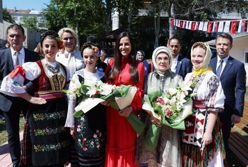 Emine Erdoğan, Zveçanska Annelik Merkezi'ni ziyaret etti