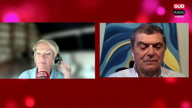 A.Bercoff : On tape sur le PSG qui prend l'avion mais on cautionne les stades climatisés du Qatar