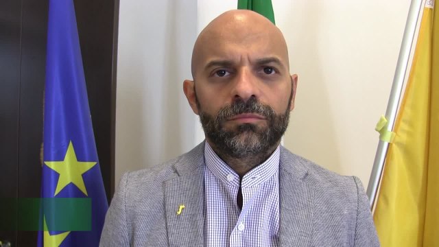 Il papa' single Luca Trapanese a Meloni: Con Meloni si e' aperto il confronto, mangeremo una pizza insieme