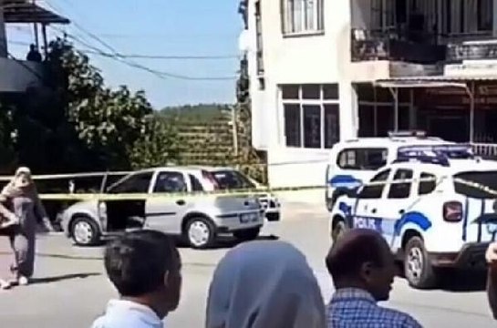 SÜRÜCÜ FREN YERİNE GAZA BASTI; 3 YAŞINDAKİ YASEMİN ÖLDÜ, 4 YARALI