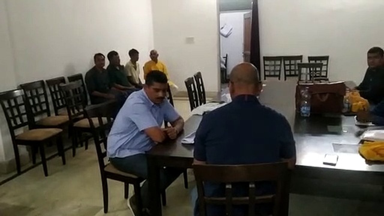 ASI trapped by lokayukt taking bribe for not registering FIR