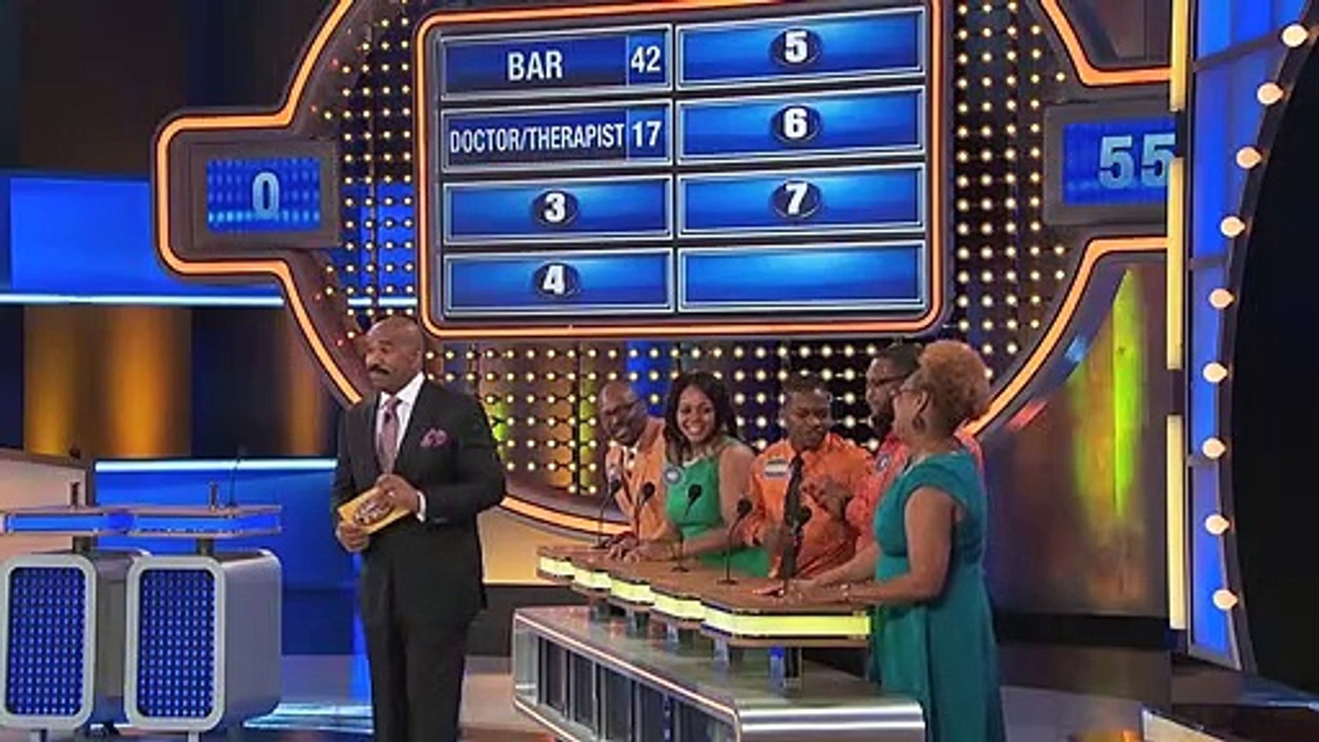 Steve Harvey Family Feud - FUNNIEST Steve Harvey Moments Part 1 - video  Dailymotion