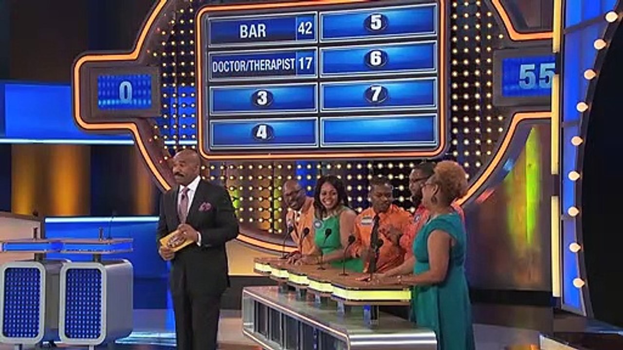 Steve Harvey Family Feud - FUNNIEST Steve Harvey Moments Part 1