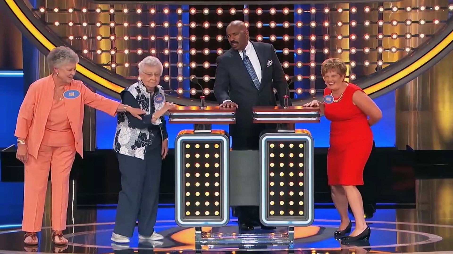 Family Feud Steve Harvey - FUNNIEST Steve Harvey moments Part 10 - video  Dailymotion