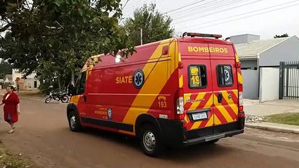 Homem cai de motocicleta no Bairro Santa Felicidade e tem suspeita de fratura