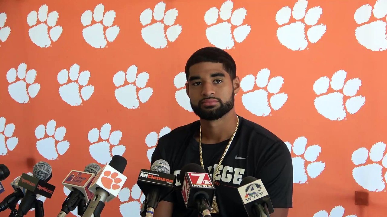 DJ Uiagalelei on pass catchers