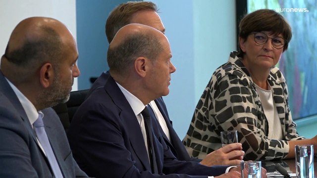 'Many, many, many billions' third German relief package approved after hours of negotiations